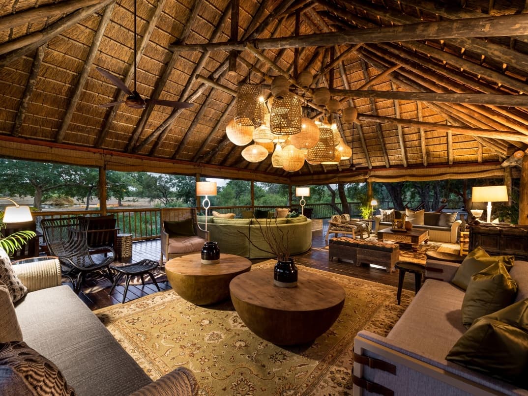 Sabi Sabi Earth Lodge
